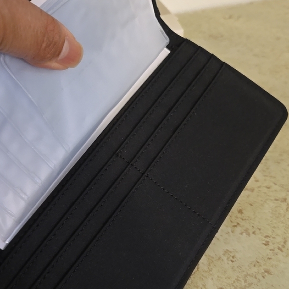 Etienne Aigner Black Leather Wallet - Picture 7 of 10